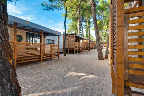 Hotel Mobile Home Pirovac 32