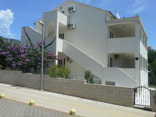 Apartamentos Sanja M 1