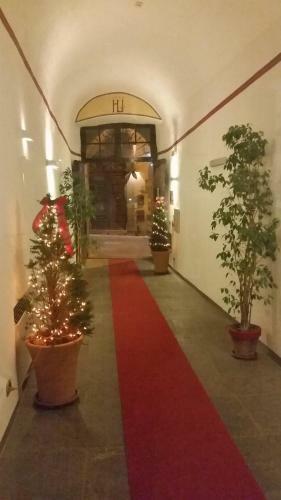 Hotel Urbano V