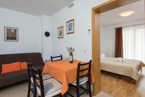 Apartments Darjan