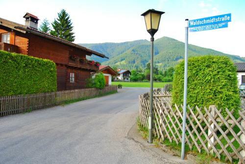 A-just-like-home 84 Sqm Apartment And Mountain View