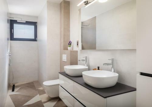 Luxury Apartment Sea