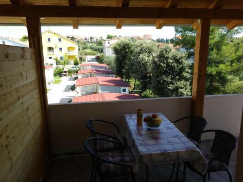 Nives Apartmani