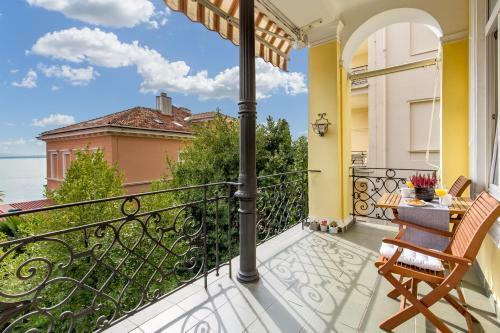 Apartment Adrija