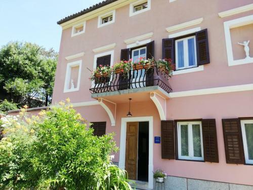 Apartman Lu?eti?