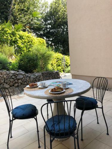 Apartment Almare
