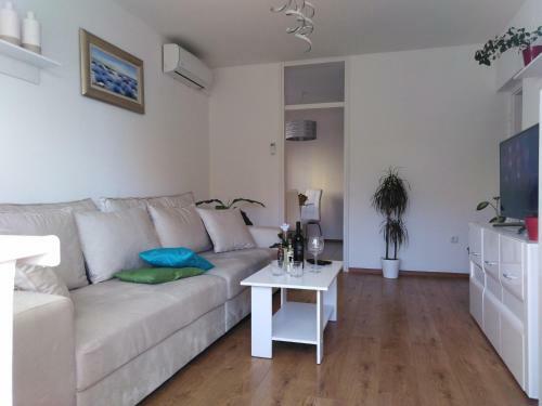 Modern Apartment Gabi