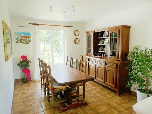 Holiday Home R Gd Communal Ludon Medoc