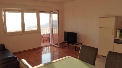 Pere Apartment