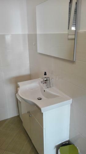 Pere Apartment