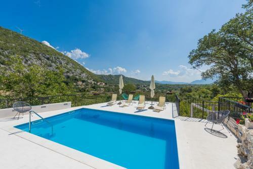 Villa Jj