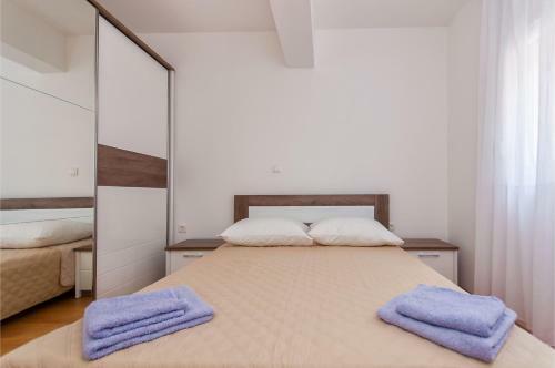 Apartman Mira- Omis
