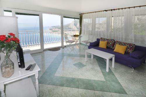 Apartamentos Almissa