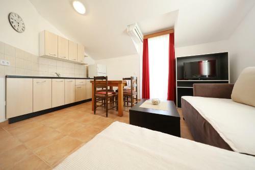 Hostal Apartmani "jadran"