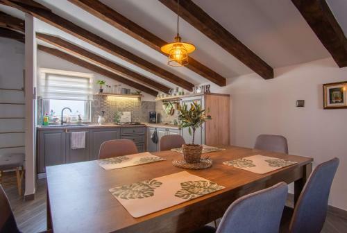 Opg Pelej? - Holiday House Powered By Solar Energy
