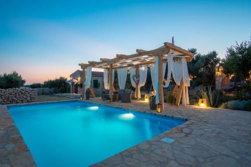 Opg Pelej? - Holiday House Powered By Solar Energy