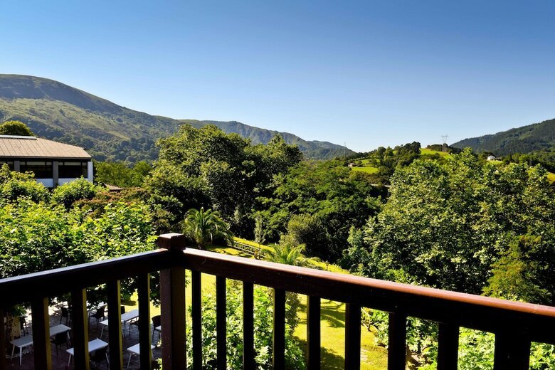 Hotel Les Jardins De Bakea