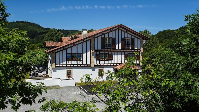 Hotel Les Jardins De Bakea