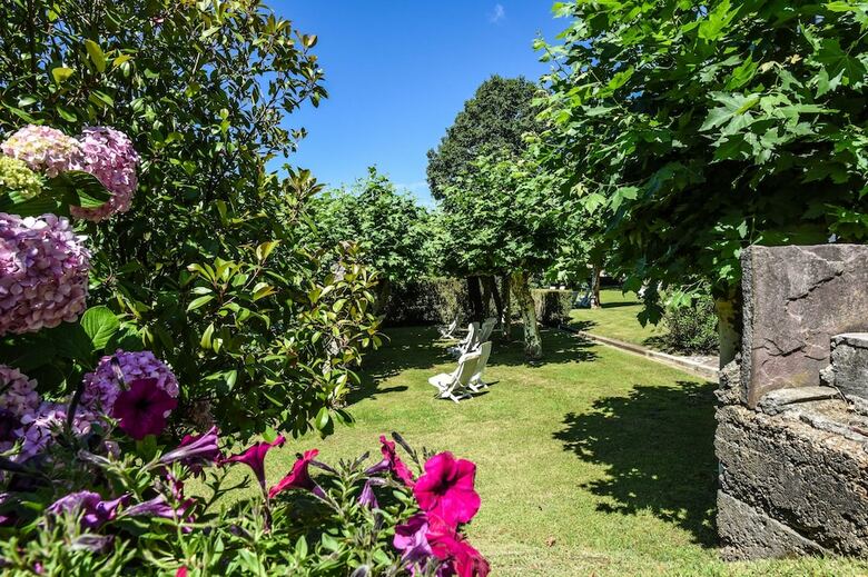 Hotel Les Jardins De Bakea