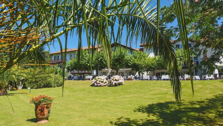 Hotel Les Jardins De Bakea