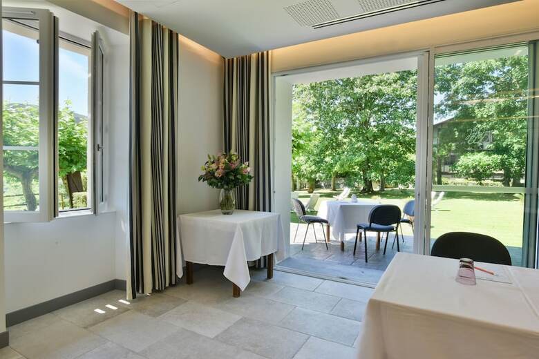 Hotel Les Jardins De Bakea