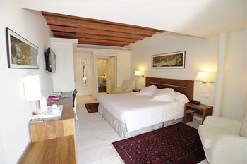 Hotel Tancat De Codorniu