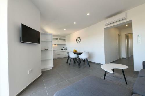Hostal Apartments Mary
