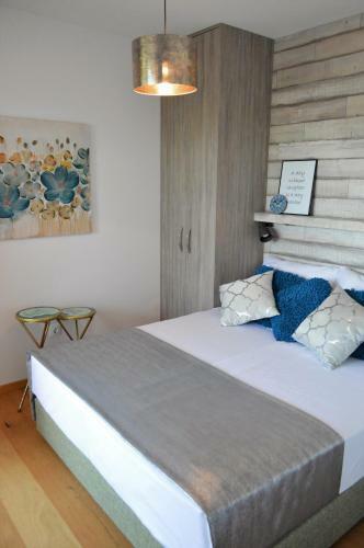 Perec Apartments