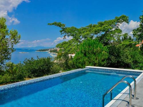 Apartamento Novi Lux