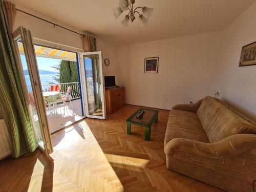 Apartments Levant