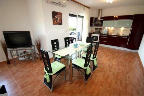 Apartments In Povile 39116