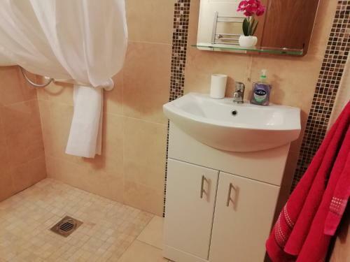 Apartamento Creevy Annex - 2 Bedroom Self Catering Accomodation