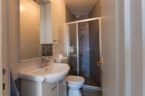Seafront Apartment Mirta