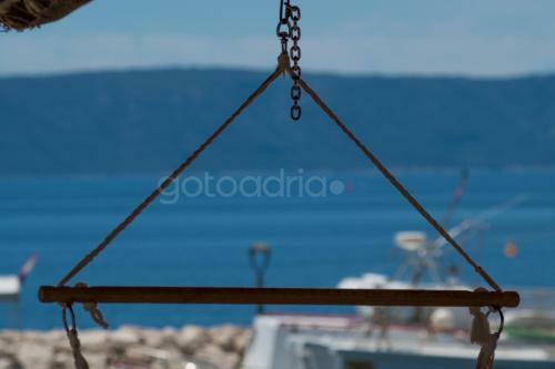 Seafront Apartment Mirta