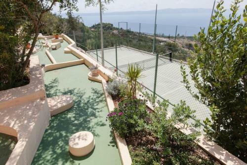 Villa Lea With Private Pool, Tennis Court And Mini Golf Course