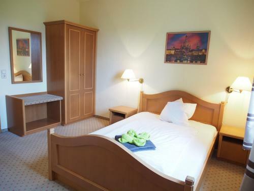 Hostal Altes Teichhaus - Pension Ottendorf-okrilla