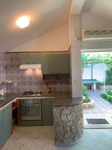 Apartamento Garden Bungalow By The Sea