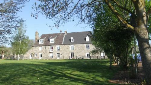 G�tes De L'aumondi�re