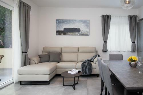 Apartments Igor