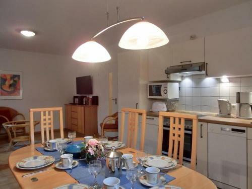 Apartamento Ferienwohnung U8 "d�nengras"