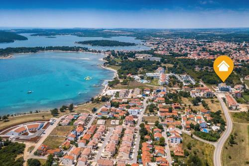 Apartments Medulin By The Sea