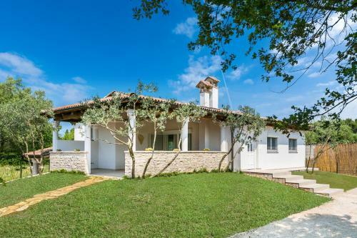House Niko For 8 To 10 People