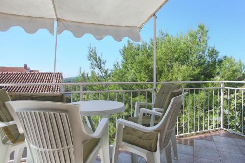 Apartments Mladen