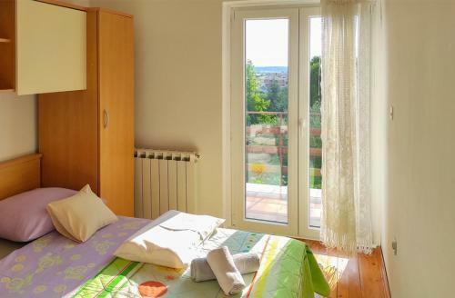 Spacious Apartment In A Quiet Location Near The Beach
