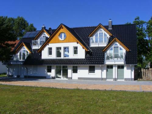 Apartamento Hafenstrasse 15 Wolkenglanz In Prerow