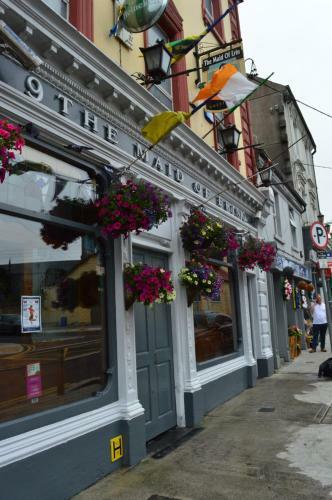 Hostal Maid Of Erin Guesthouse
