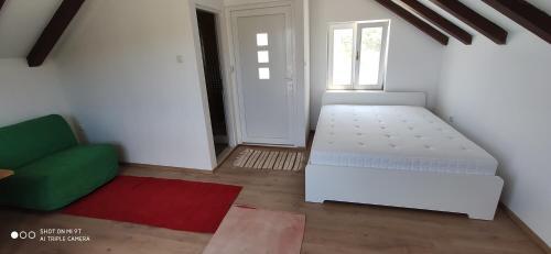 Secluded Family Friendly House Skrip, Brac - 18944
