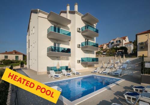 Hostal Apartments Blueview