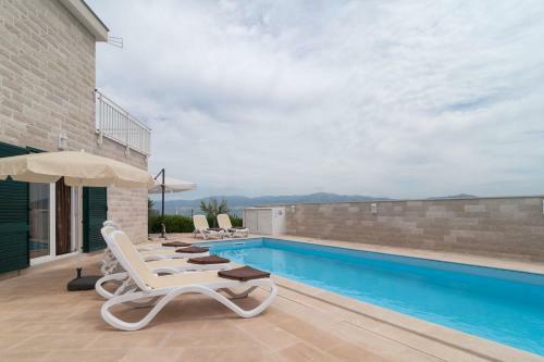 Villa Dino