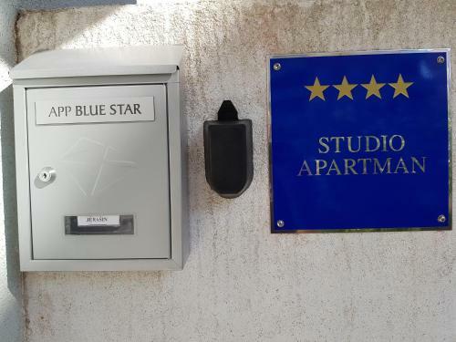 Apartamentos Blue Star